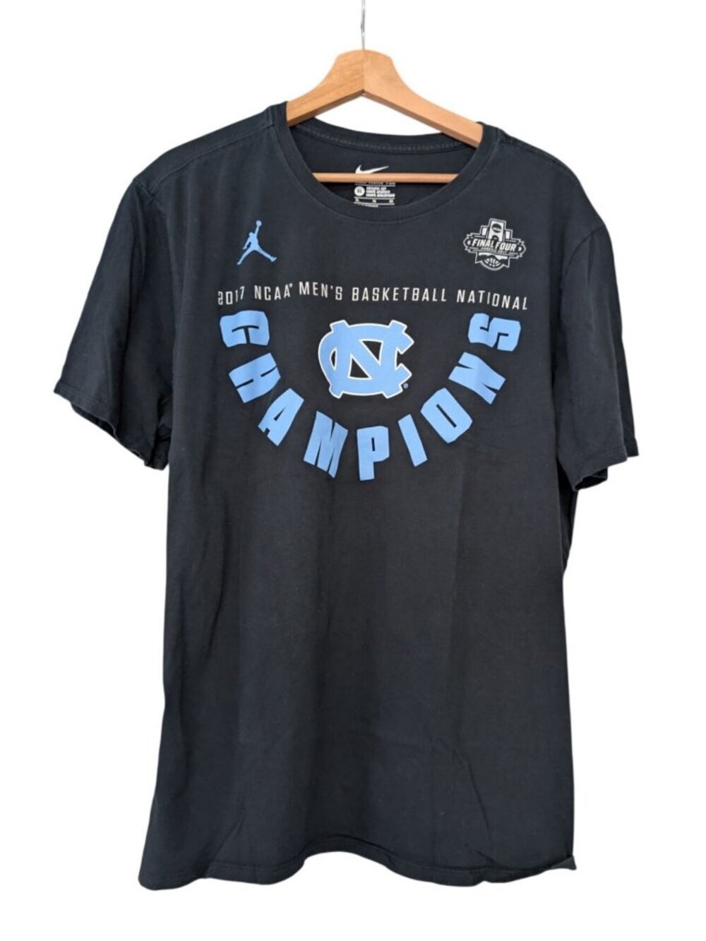 Nike 2017 UNC Tar Heels National Champions Shirt Mens XL Graphic Tee